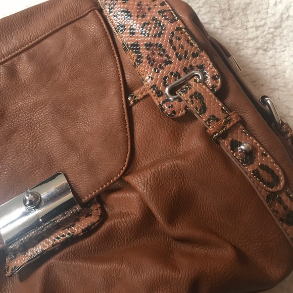 Leopard Print Vegan Leather Purse Bag With Glitter - Picture 7 of 7